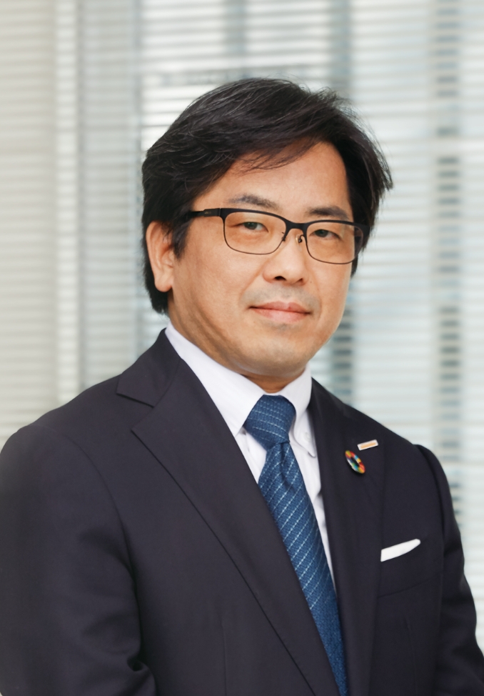 代表取締役社長　是川　幸士