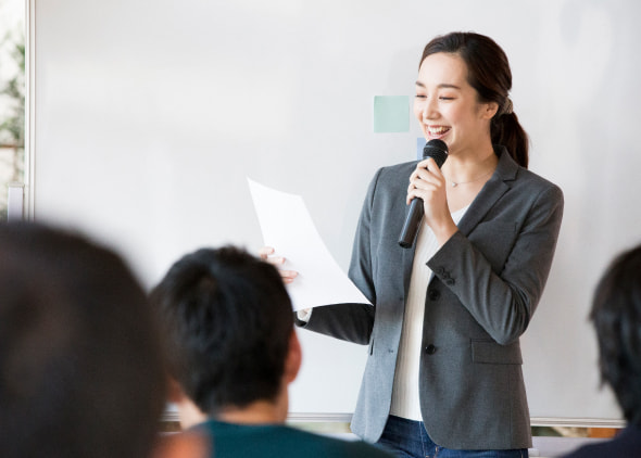 特別講師による研修プログラム